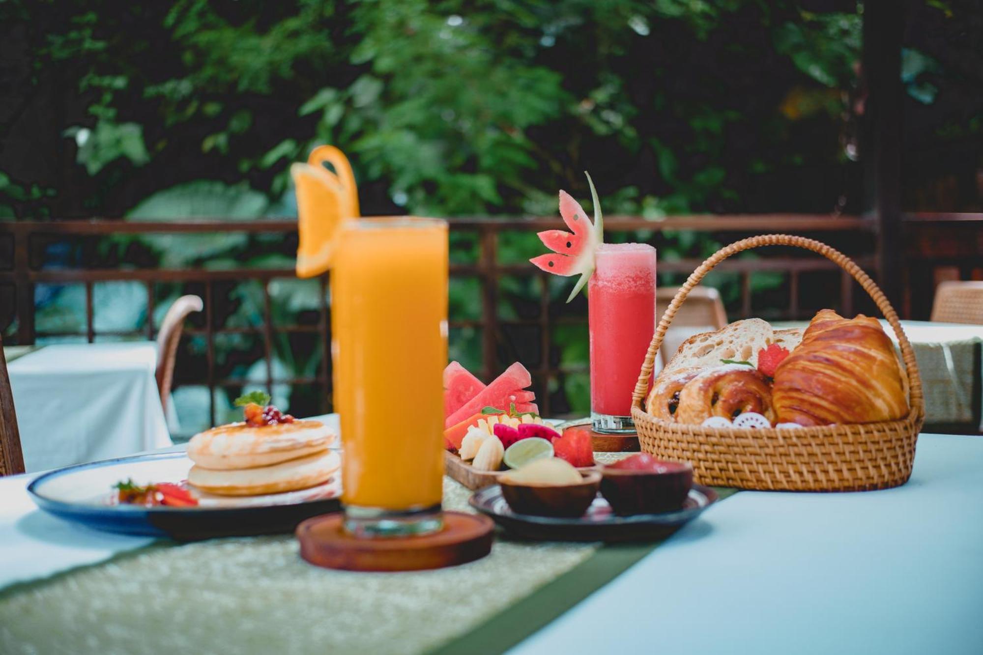 The Sebali Resort Ubud Exterior foto A breakfast table